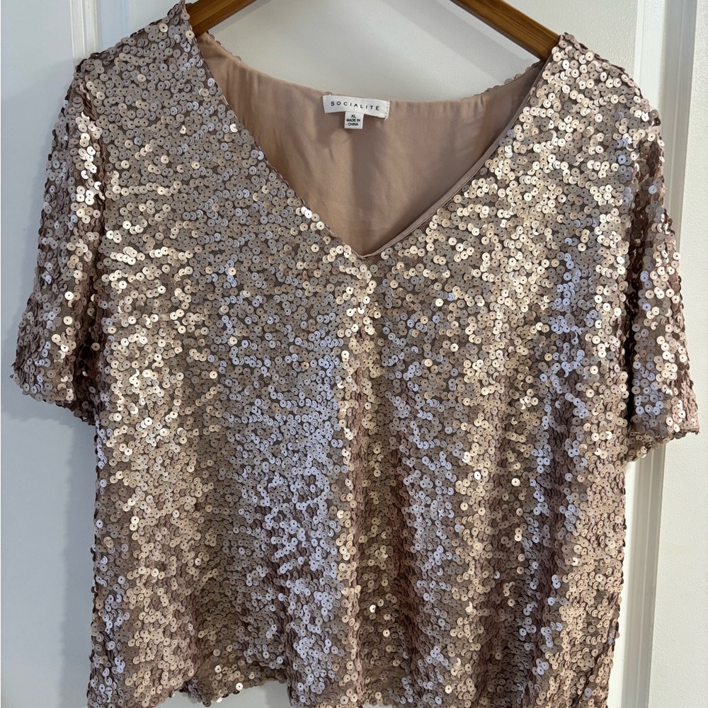 Socialite Rose Gold Sequin Blouse - Picture 3 of 7